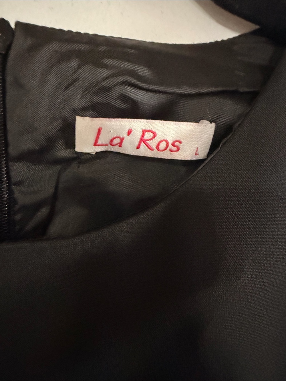 La Ros Black Cropped Ostrich Feather Top - Picture 3 of 3